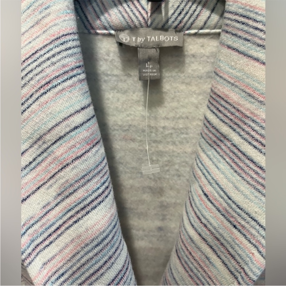 Talbots Top Bundle - Picture 6 of 6